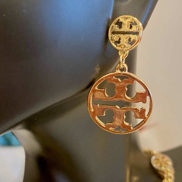 Tory Burch Jewelry - NWOT Tory Burch Goldtone logo dangling earrings